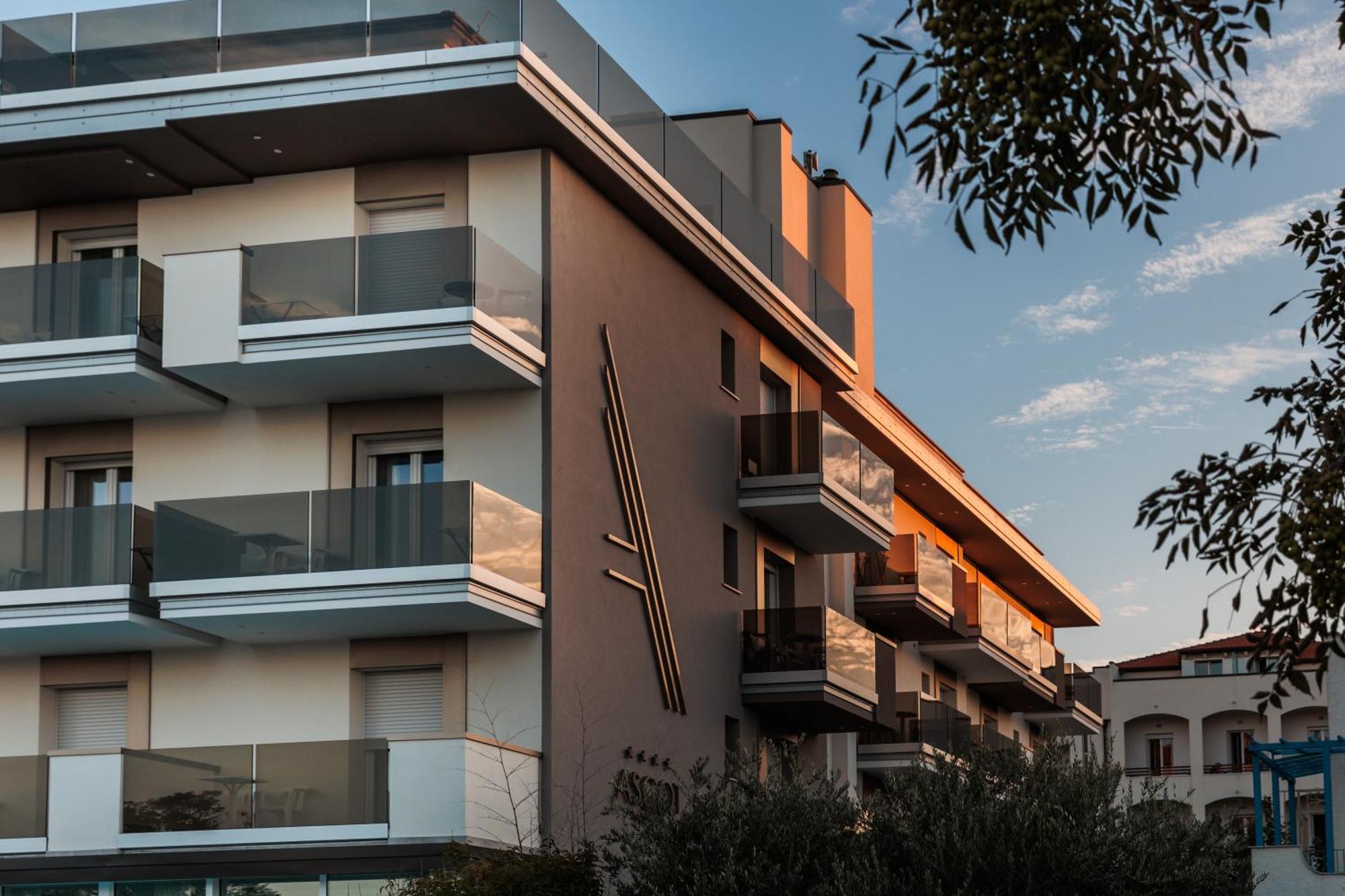 Hotel Ascot Riccione Exterior foto