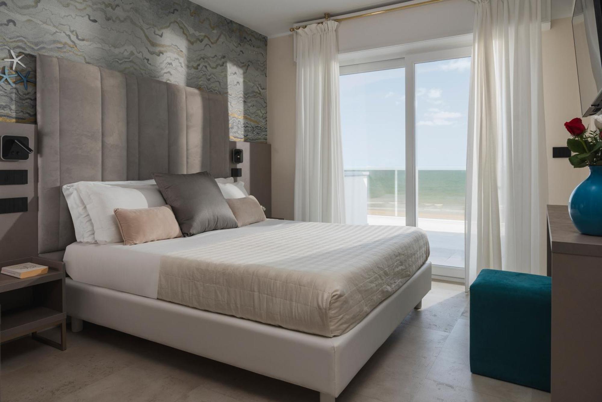 Hotel Ascot Riccione Exterior foto