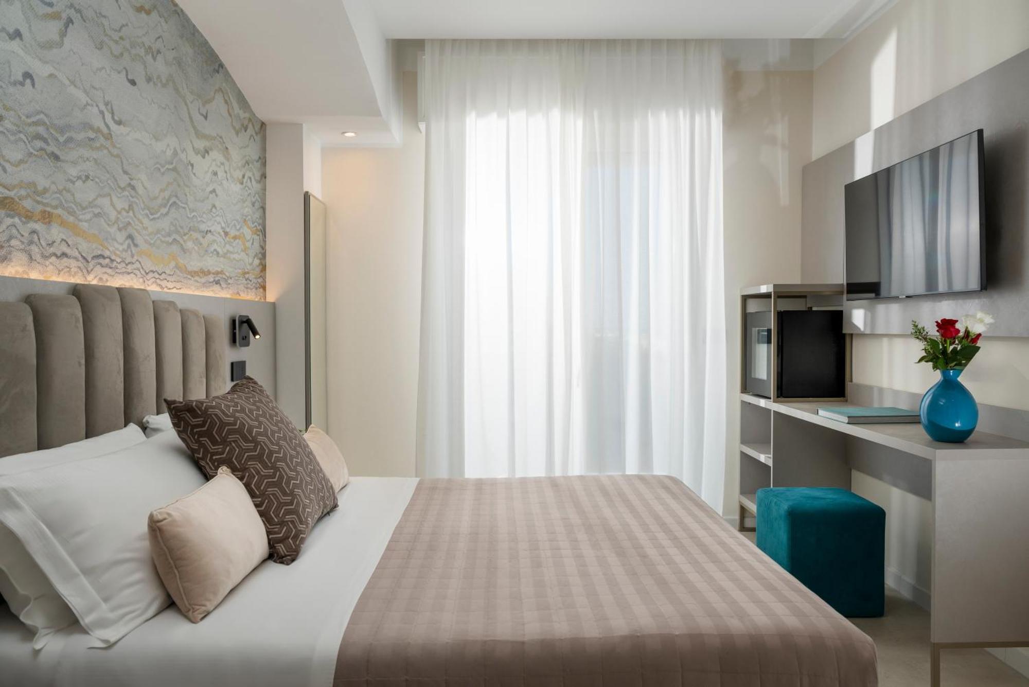 Hotel Ascot Riccione Exterior foto