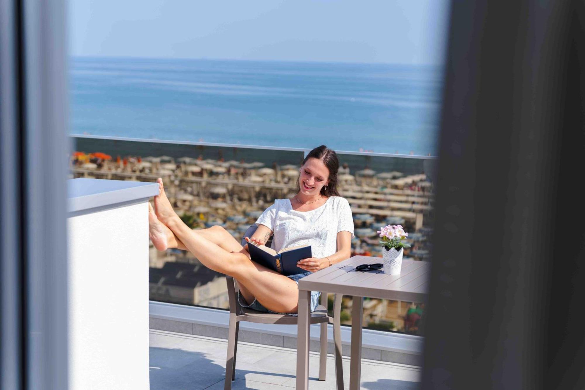 Hotel Ascot Riccione Exterior foto